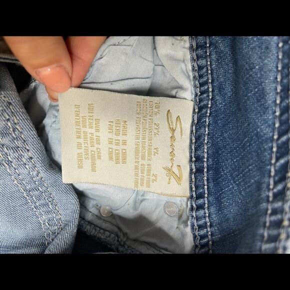 Seven7 Light Wash Cropped Jeans Size 10 - Picture 7 of 7